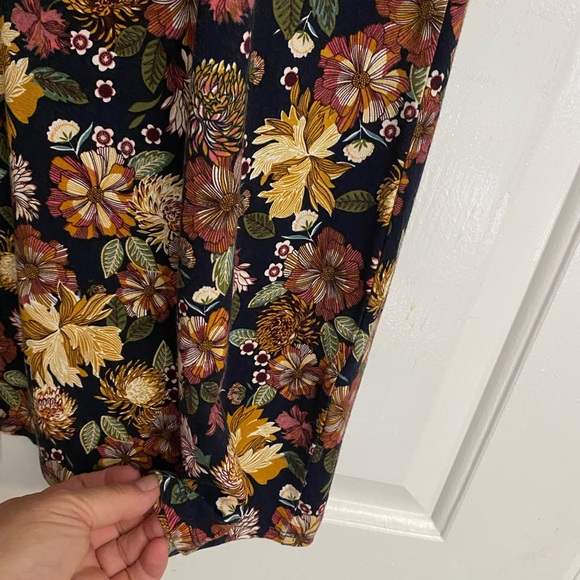 Awesome casual dress - Picture 4 of 7